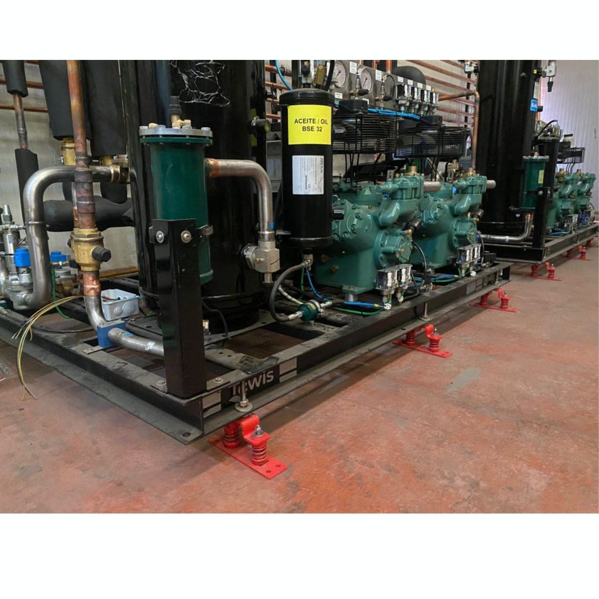 maquina industrial sobre amortiguador TAV 4000 E INOX