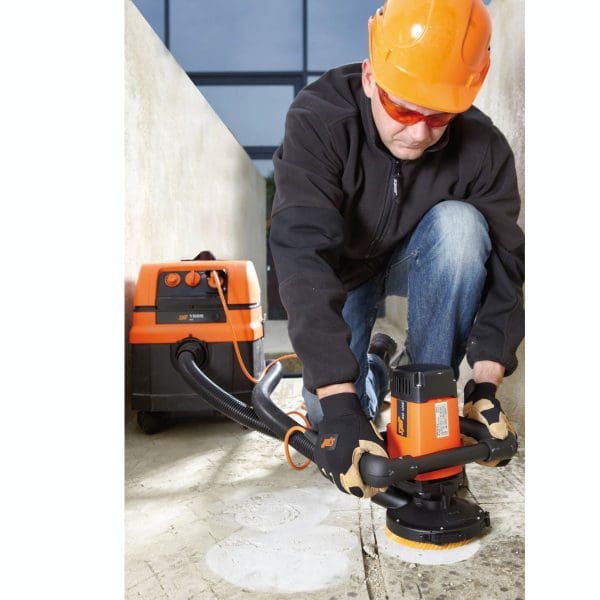 SPIT SG 125E en uso sobre superficie de hormigón o yeso