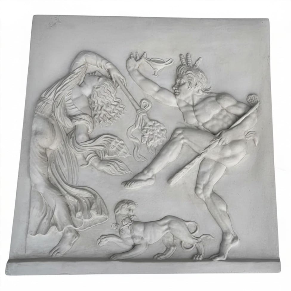 Relieve mitológico grecorromano de escayola con escena de combate