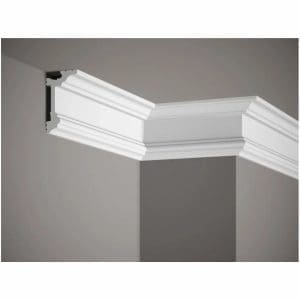 Moldura de techo tipo friso MD137 instalada en unión pared techo