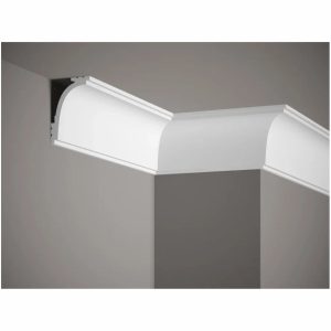 Moldura de techo MD111 tipo media caña grande instalada