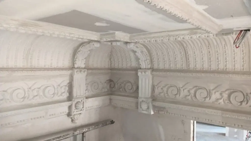 Imagen escalera Zapadores