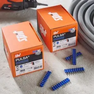 Clavos marca SPIT tipo pulsa UP6 indicados para hormigón muy duro