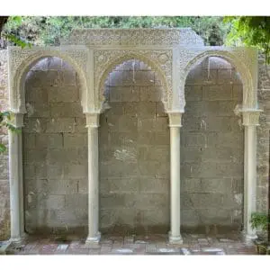 Arco arabe modular en escayola estilo nazarí inspirado en la Alhambra de Granada