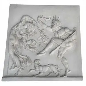 Relieve mitológico grecorromano de escayola con escena de combate
