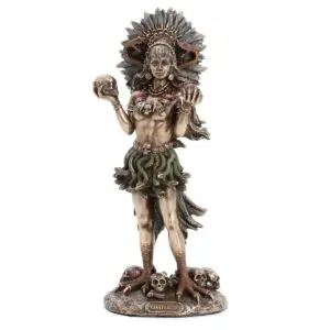 Coatlicue diosa azteca de la tierra de resina