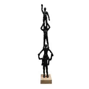 Figura decorativa de tres figuras apiladas de aluminio y madera