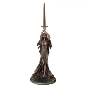 Figura de la Dama del Lago y Excalibur de resina