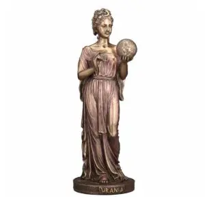Figura decorativa de Urania diosa griega de la astronomía
