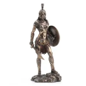 Figura de Penthesilea reina de las Amazonas de resina