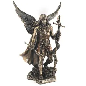 Figura del Arcángel San Gabriel de resina 24 cm
