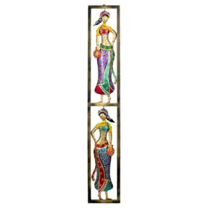 Adorno de pared con figuras Panihari de hojalata