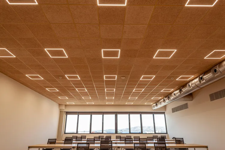 media (1) Techo viruta madera con iluminaciones led